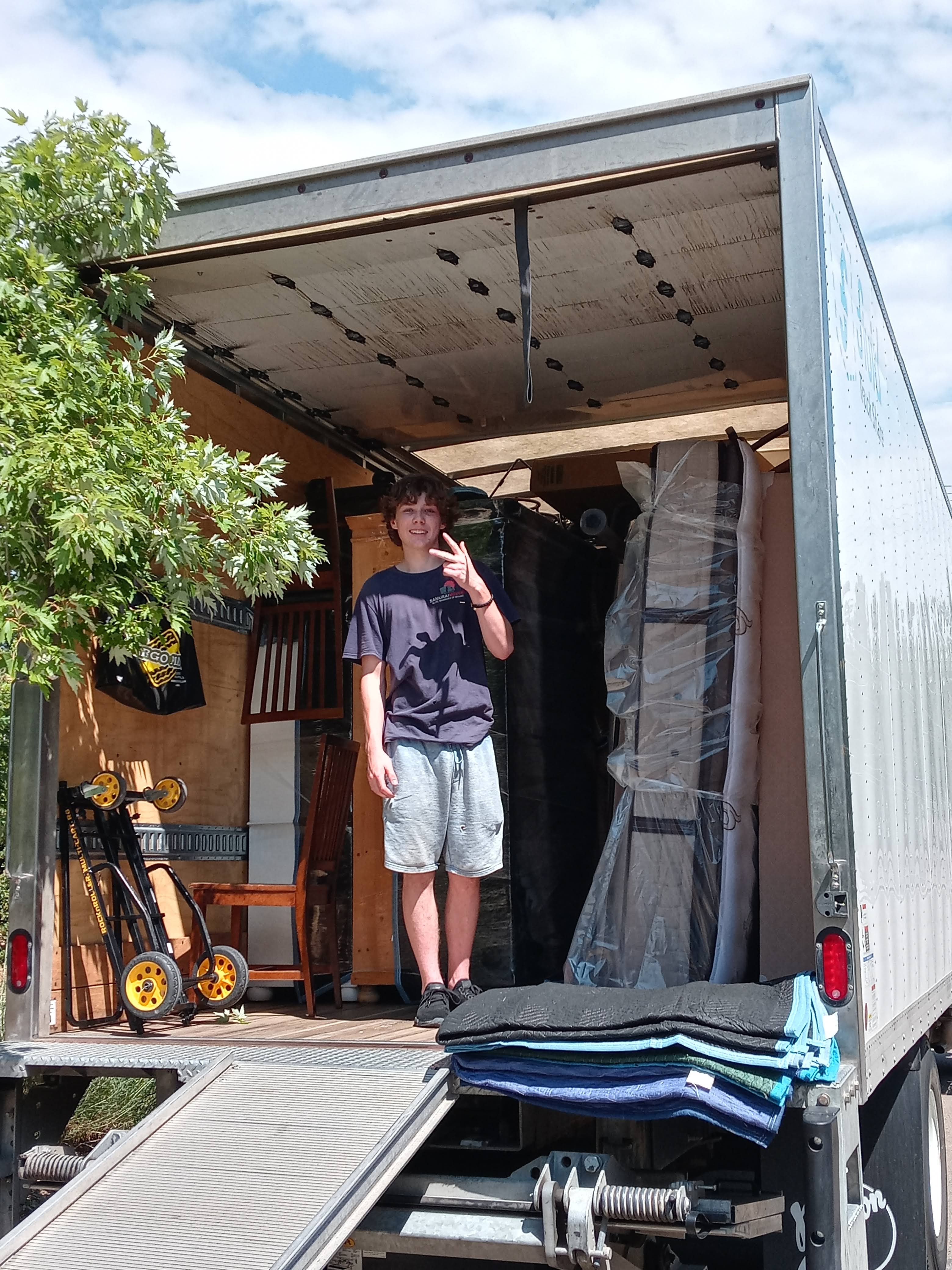 Local and intrastate moving services with Samurai Movers